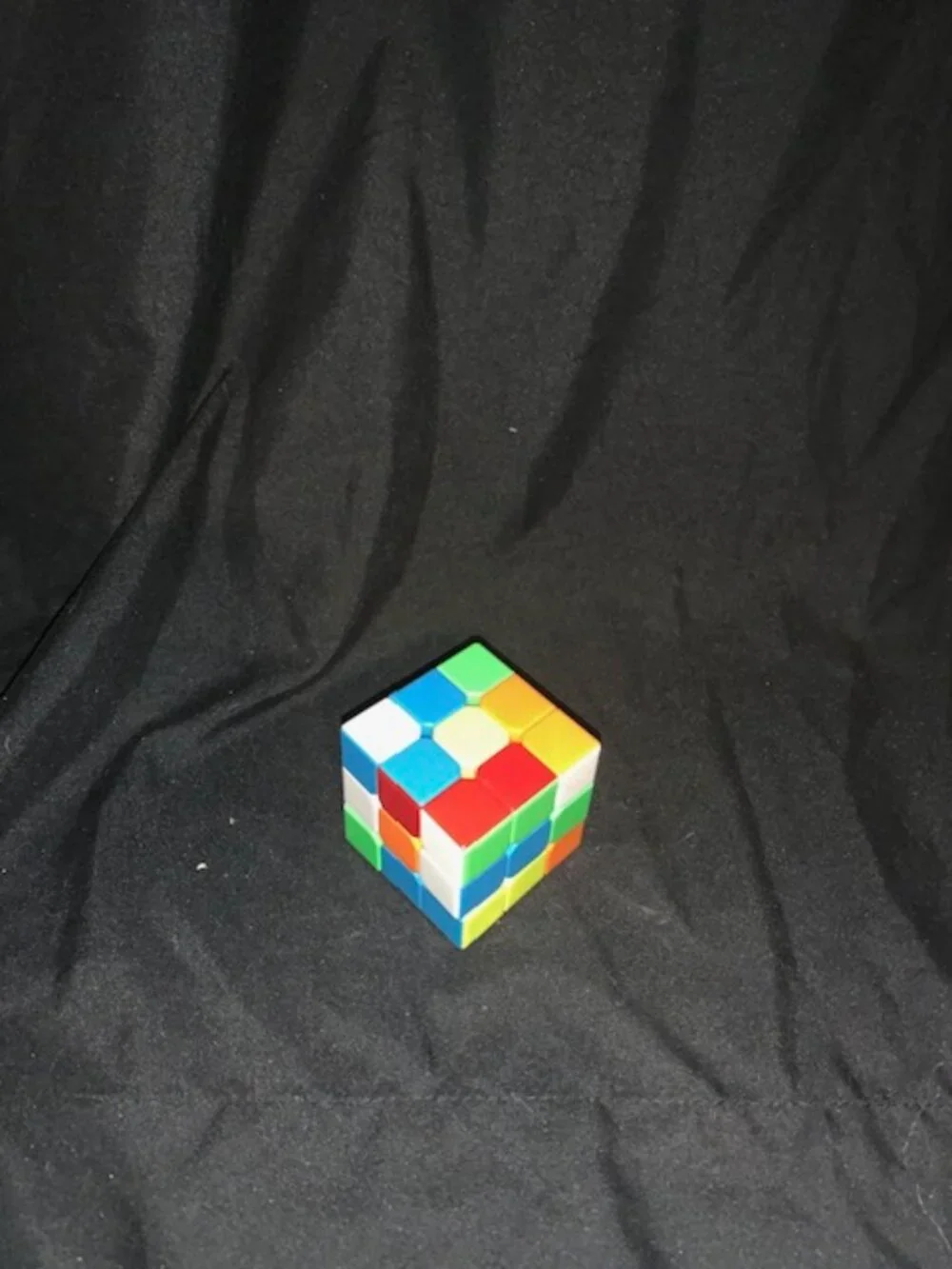 Classic 3×3 Rubik’s Cube – Bright Colors & Smooth Turns